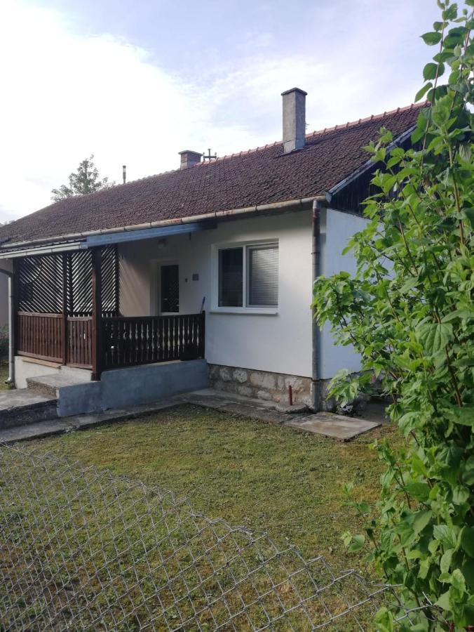 Vikendica Iva Villa Perucac Luaran gambar